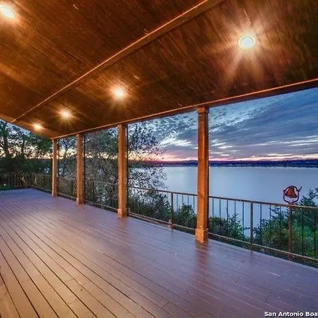 Our Lake View Cl 1683